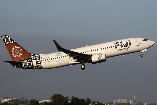 Boeing 737-800 (DQ-FJH) - on 1 December 2017