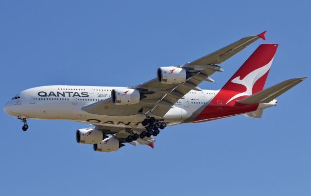 Airbus A380-800 (VH-OQL) - Qantas 7 Super arriving to DFW 11/20/2018 (please view in "full" for best image quality)