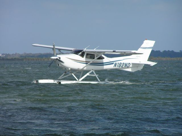 Cessna Skylane (N182ND) - Mosquito Lagoon