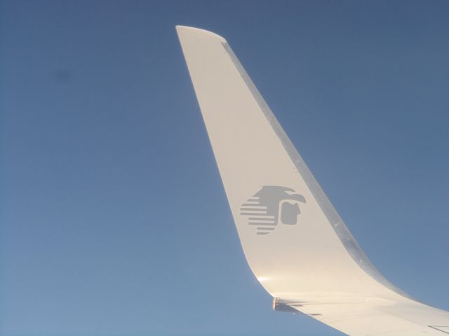 — — - 737 winglet