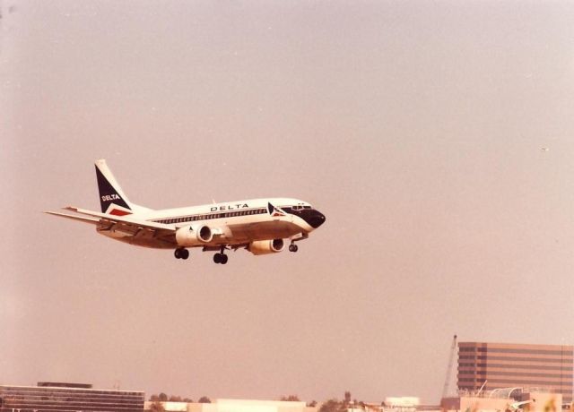 BOEING 737-300 — - Delta 737 landing at Santa Ana in the late 1980s