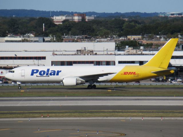 BOEING 767-300 (N642GT)