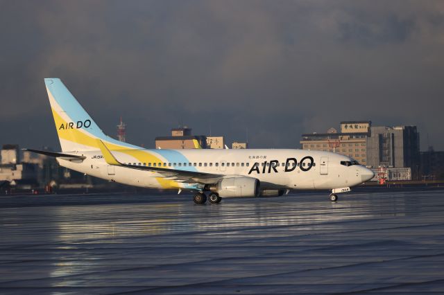 Boeing 737-700 (JA15AN) - December 7th 2020:HND-HKD.