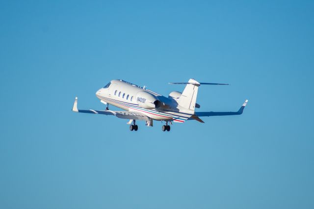 Learjet 60 (N401SY) - DLX401 TRK-OAK