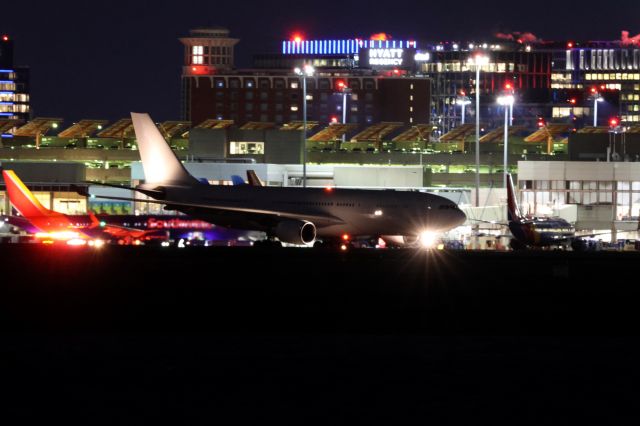 Airbus A330-200 (EC-ODA) - I believe this is the newest aircraft for Level arriving to BOS from Barcelona. 