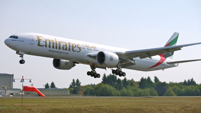 BOEING 777-300 (A6-EGZ) - BOE204 on final approach to runway 34L to complete a flight test on 9/27/12. (LN:1044 c/n 41081).