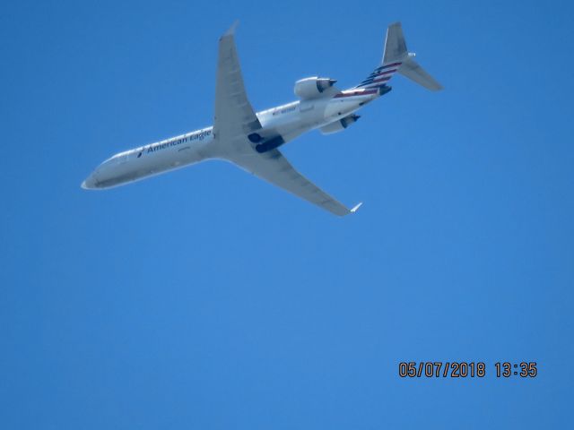 Canadair Regional Jet CRJ-700 (N613QX)