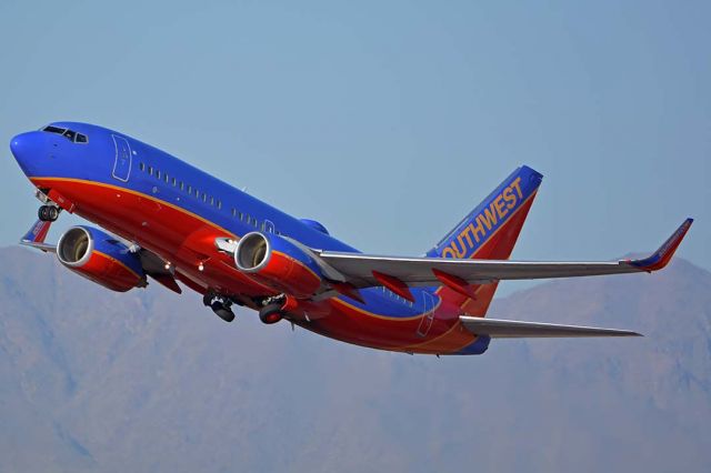 Boeing 737-700 (N269WN) - Southwest Boeing 737-7H4 N269WN at Phoenix Sky Harbor on June 9, 2018.