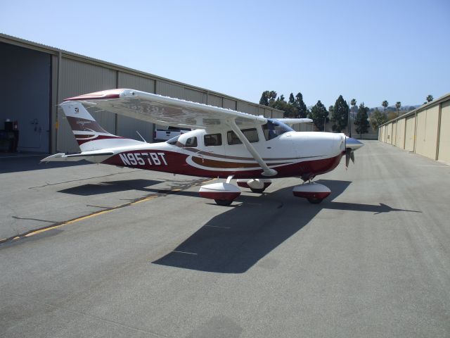 Cessna 206 Stationair (N957BT) - Hangared at KTOA