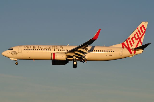 Boeing 737-800 (VH-YIM)