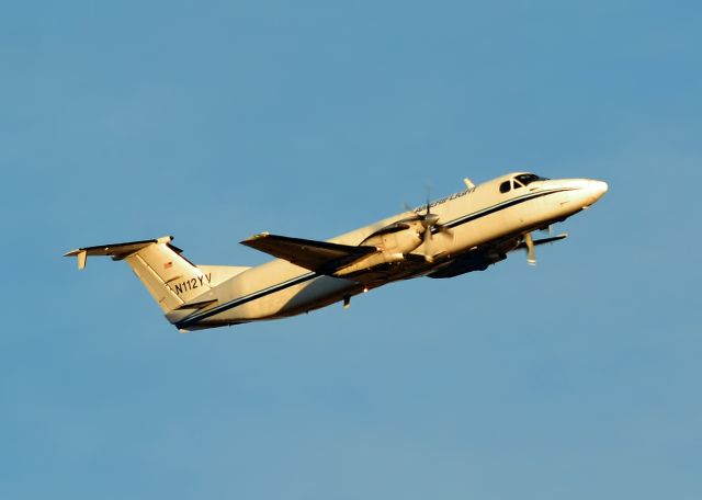 Beechcraft 1900 (N112YV)