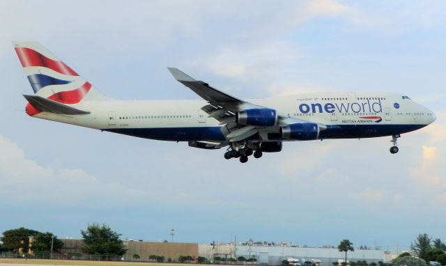 Boeing 747-400 (G-CIVK)