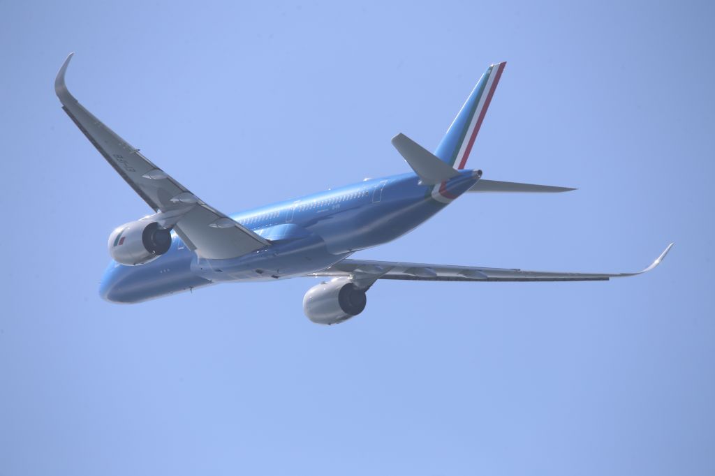 Airbus A350-900 (EI-IFB)