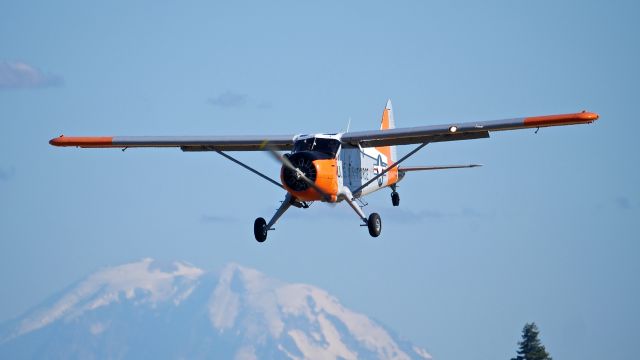 De Havilland Canada DHC-2 Mk1 Beaver (N779XP) - Historic Flight Foundations DEHAVILLAND DHC-2 MK 1 (Ser#1450) on final to Rwy 34L on 7.22.17.