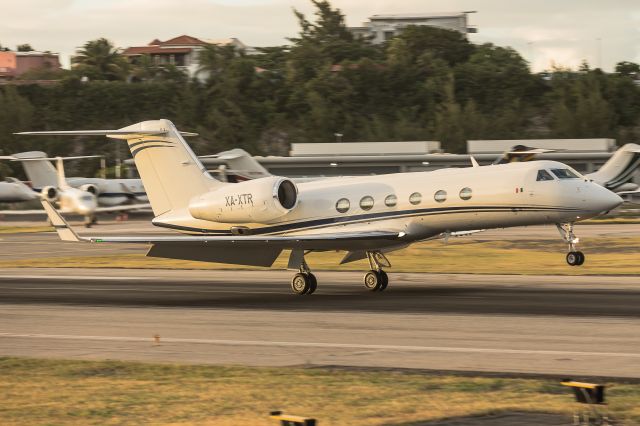 Gulfstream Aerospace Gulfstream IV (XA-XTR)