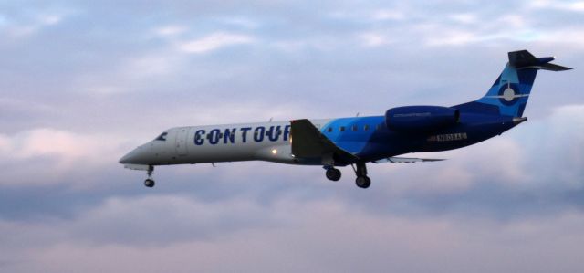 Embraer ERJ-135 (N808AE) - About to touch down is this 2001 Contour Airlines Embraer 140LR in the Spring of 2024.