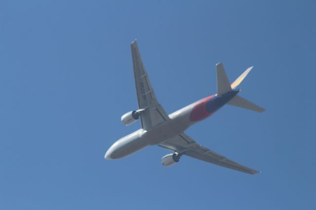 Airbus A330-300 (HL7732) - APPROACH 24R KLAX