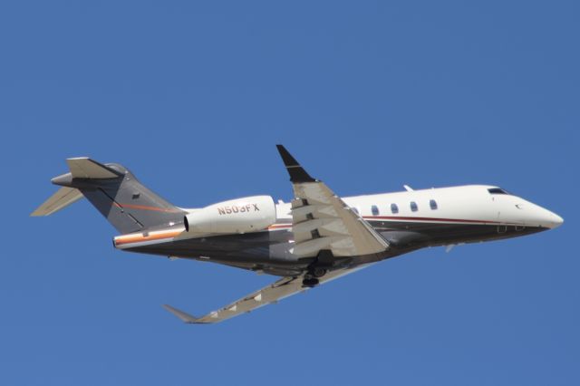 Bombardier Challenger 300 (N503FX) - 13APR23