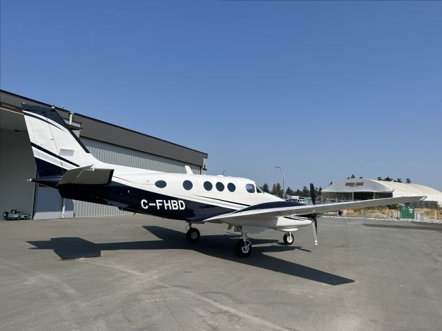 C-FHBD —