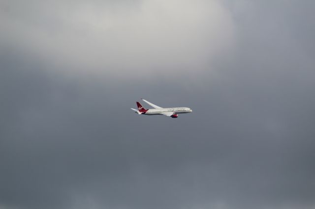 Boeing 787-9 Dreamliner (G-VWOO) - Airline: Virgin Atlanticbr /Plane: B787-9br /Location: LHR (Great Southwest Road, LHR)br /Date: 04.09.22 (dd/mm/yy)