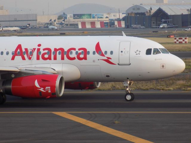 Airbus A319 (N479TA)