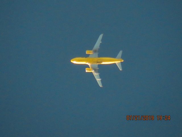 Airbus A319 (N536NK)