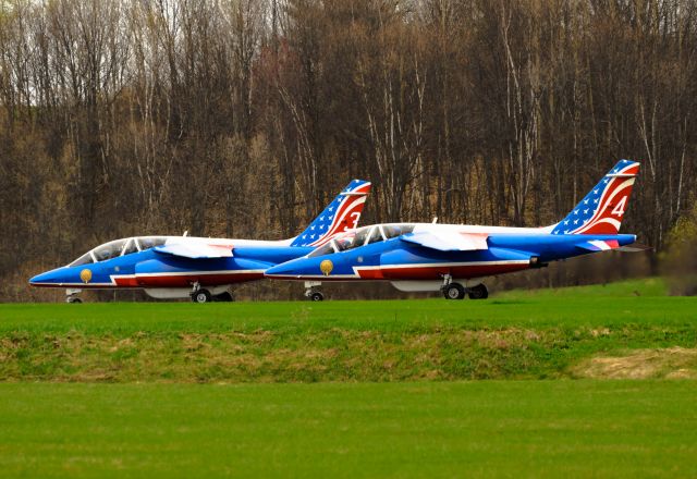 DASSAULT-BREGUET/DORNIER Alpha Jet (FTETTO) - No. 4 in with FUGFE in the background,