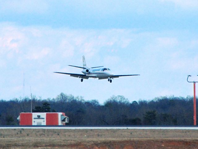 Cessna Citation V (N104LR)