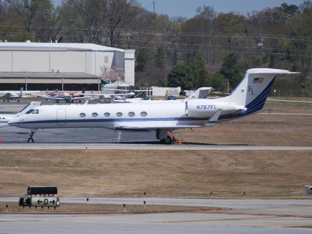 Gulfstream Aerospace Gulfstream V (N767FL) - CANAL AIR LLC parked at Signature Aviation at KPDK - 4/6/13