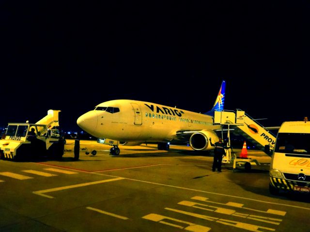 Boeing 737-700 (PR-VBU) - BOEING 737-770 OF VARIG AIRLINES IN VITÓRIA-ES AIRPORT, BRAZIL.