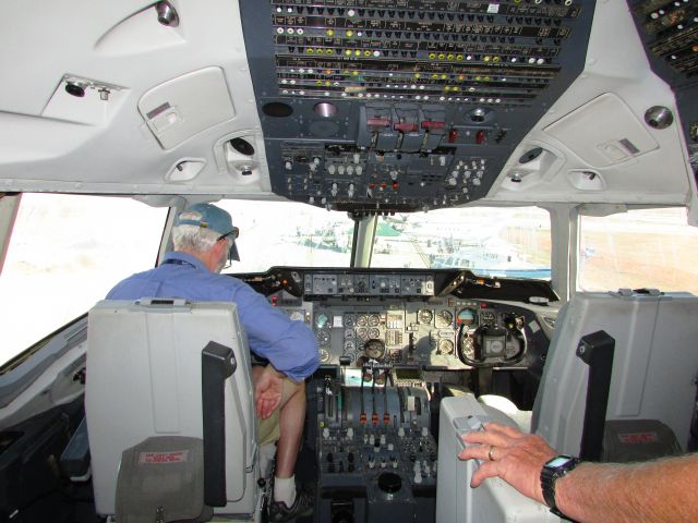 McDonnell Douglas DC-10 (N220AU) - On display at Long Beach