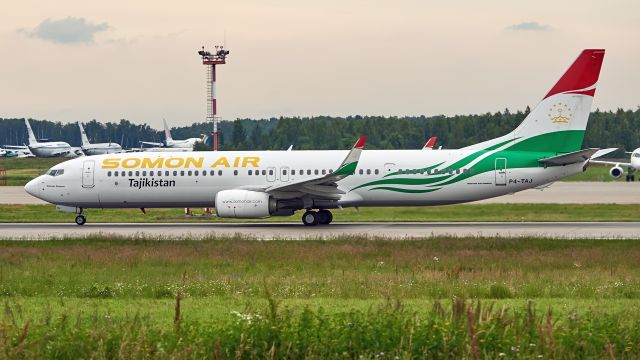 Boeing 737-800 (P4-TAJ)