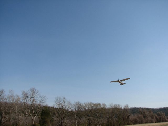 Cessna Skylane (N9232X)