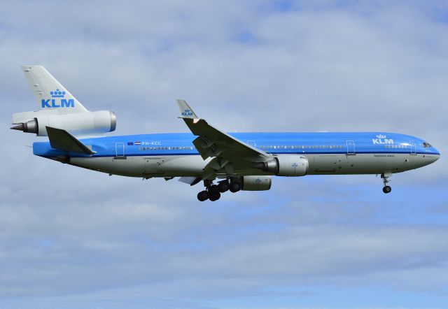 Boeing MD-11 —