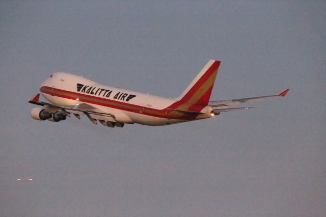 Boeing 747-400 (N710CK)