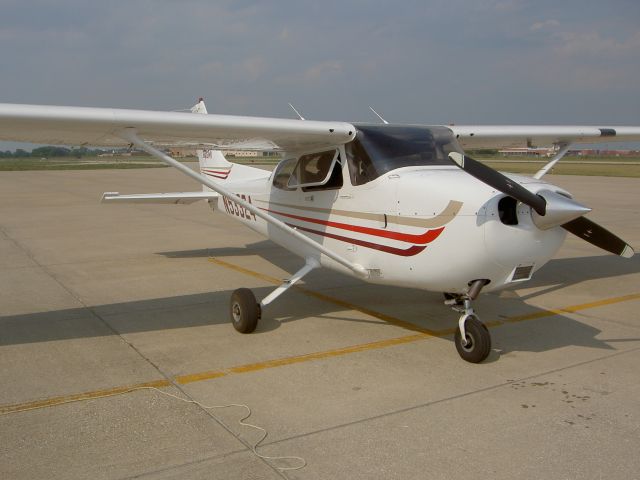 Cessna Skyhawk (N53324) - Parked on the Ramp at HFY  -Photo Courtesy of Ethan Hawes Indianapolis, IN-