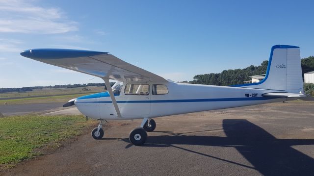 Cessna Skyhawk (VH-CDY) - Second time i had run into this pristine straight tail 172, parked at Cobden Nov 2019