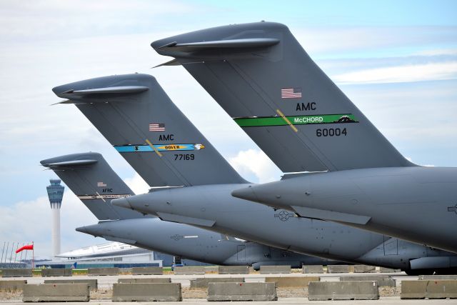 Boeing Globemaster III — - Lineup of three C-17's from Wright-Patterson, Dover, and McChord at KIND in support of POTUS & VPOTUS simultaneous visit last week.
