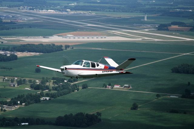 Beechcraft 35 Bonanza (N6097E)