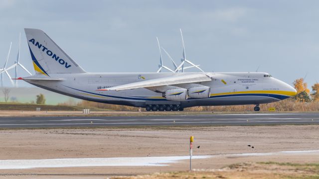 Antonov An-124 Ruslan (UR-82009)