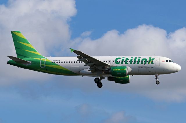 Airbus A320 (PK-GLQ)