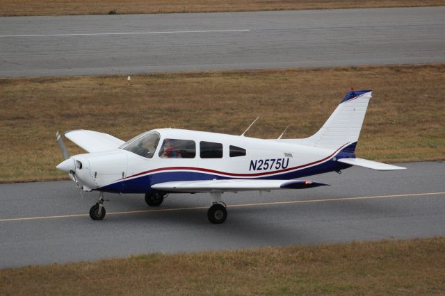 Piper Cherokee (N2575U)