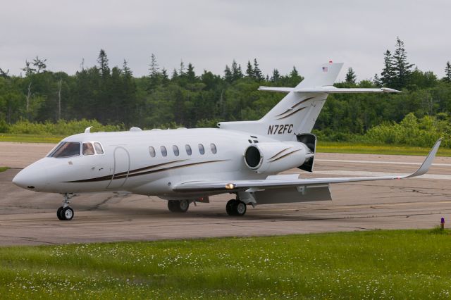 Hawker 800 (N72FC)