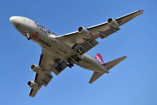 Boeing 747-400 (LX-YCV) - 23-R 11-20-20