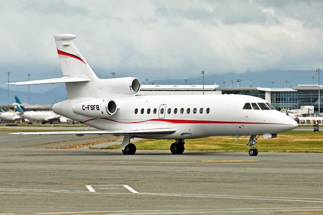 Dassault Falcon 900 (C-FSFB)