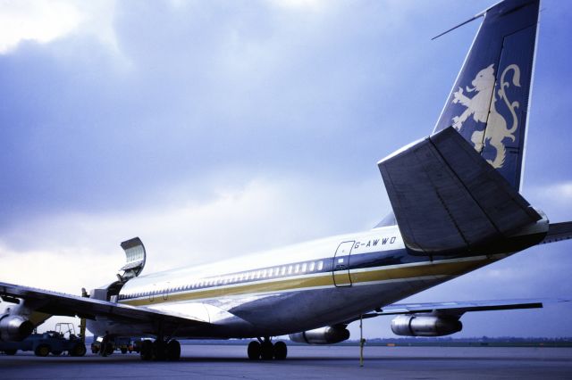 Boeing 707-300 (G-AWWD) - British Caledonian B707-349C in April 1970 at Düsseldorf (EDDL)