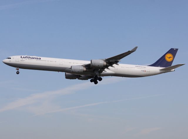 Airbus A340-600 (D-AIHB)