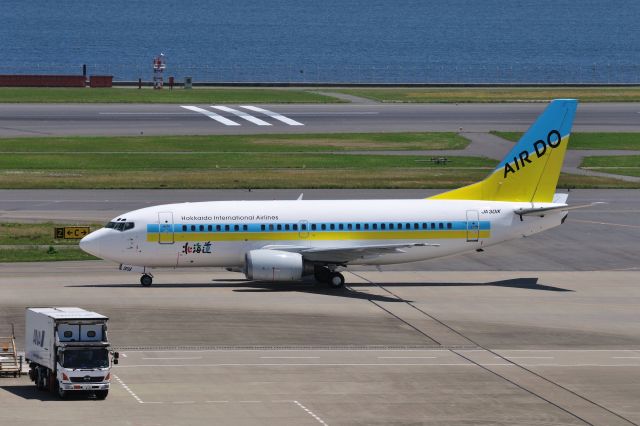 Boeing 737-500 (JA301K) - 2011/5/15