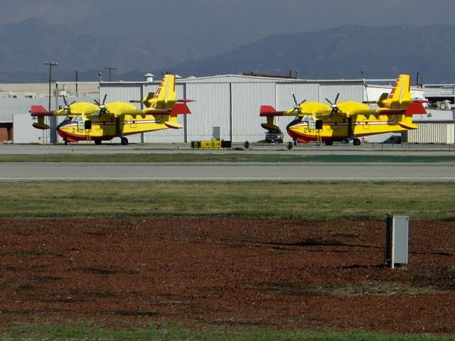 Canadair CL-415 SuperScooper —