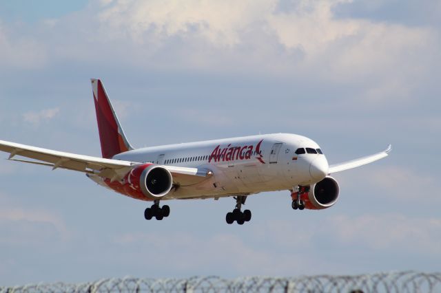 Boeing 787-8 (N786AV) - Airline: Aviancabr /Plane: B787-8br /Location: LHR (London Heathrow Airport)br /Date: 26.08.22 (dd/mm/yy)